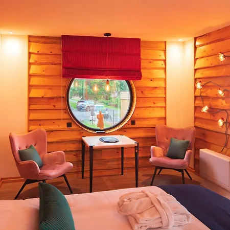 Le Hameau Des Sens Lodge *